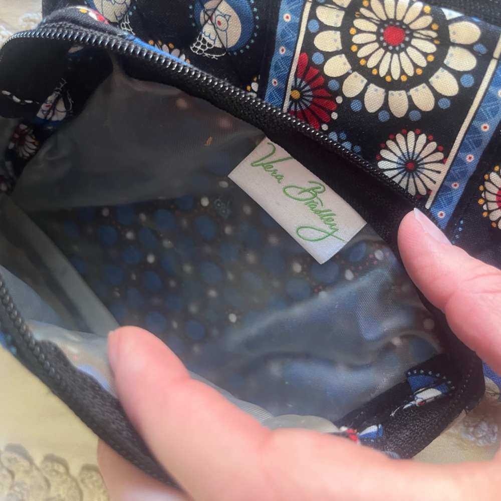 Vera Bradley blue owl flower cosmetic bags - Picture 5 of 6